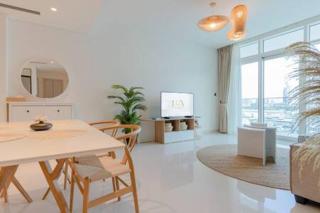 Private Beachfront 1 Bed With 180 view of Marina Skyline - Dubai - 2