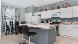 Last Minute Disney Getaway! Private Pool, Hot Tub & Games Room. Book Now! #29650 - Kissimmee - 5