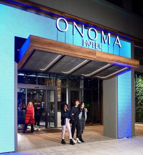 ONOMA Hotel - 9