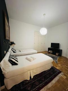 Sor Angela Apartment - Madrid - 3