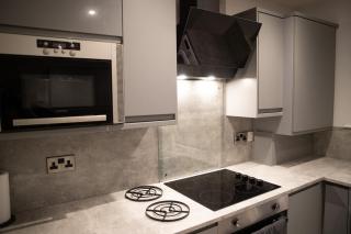 2 Bedroom Property with Free Parking close to Leeds City Centre - Leeds - 4