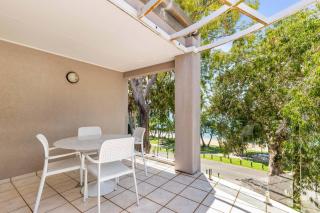 Paradise at Coral Horizons - Retro Beachfront Locale - 1