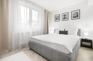 Chic Monochrome Flat - Oradea - 7