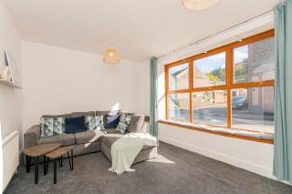 The SPACE Large House In Afan Forest Bike Park By STAE-Homes - 6