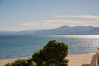 Seaview Getaway: Beach Access, Pool & Tennis Court - Faro de Cullera - 1