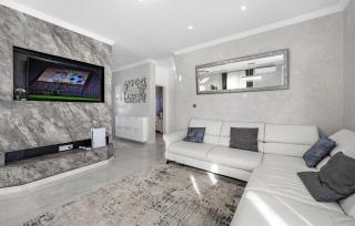 3 Bedroom Amazing Home In Bilice - 7