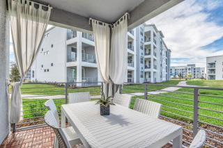 Last Minute Disney Getaway! Private Pool, Hot Tub & Games Room. Book Now! #32540 - Kissimmee - 0