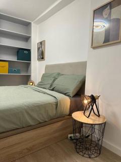 Stylish Renovated Apartment in Chiado - 1