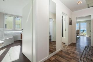 mit Meerblick und Balkon, gratis Nutzung vom AHOI Erlebnisbad und Sauna in Sellin - Meeresblick FeWo 70 - Göhren - 3
