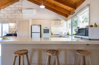 The Chalet in the Rye - Scenic Rustic Retreat - Rye - 1