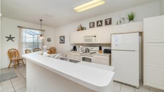 Last Minute Disney Getaway! Private Pool, Hot Tub & Games Room. Book Now! #1381 - Orlando - 4