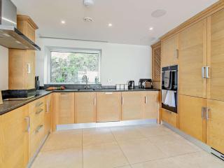 2 Bed in Tenby FB292 - Tenby - 4