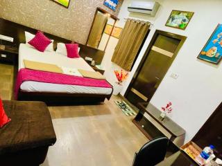 Hotel lili near airport - 0