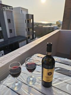 西衛左岸觀海民宿 - 0