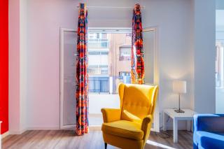 Spacious Clean & Colorful Apt Quiet Zone - Valencia - 8