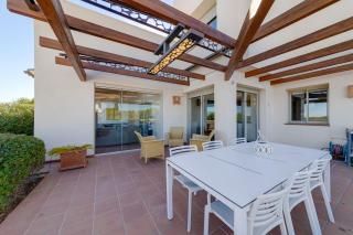 Hermosa villa en las Colinas - 3