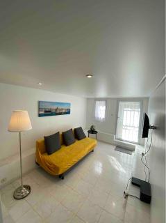 T3 avec jardin et piscine privée - 2