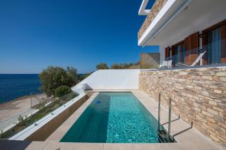 Villa Marelia - Seafront villa with infinity pool - Megas Yialos-Nites - 3