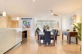 Drift Beachfront Oasis - A Panoramic Resort Getaway - Palm Cove - 1