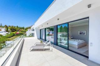797 HOLIDAY RENTALS - Lujosa y moderna villa en Puerto marina - Benalmádena - 8