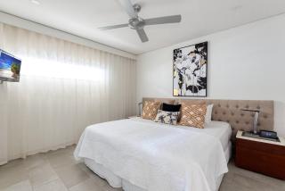 'Hibiscus Haven' Resort-style Chic by the Beach - Palm Cove - 7
