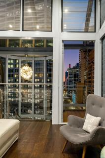 Luxury Loft in the CBD with Outdoor Living - 1