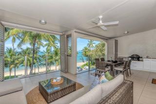 Verde at Island Views—Palm Cove Waterfront Bliss - 0