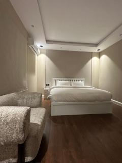 Riyadh Cozy Stylish One-Bedroom Apartment - Riad - 5