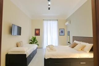 Cozy Central Residence Napoli - 8