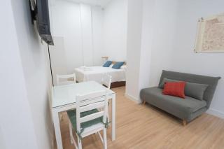Estudio a estrenar en San Bernardo - Sevilla - 0