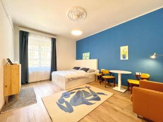 Stray Birds Fashion Apartment with 2PPL/WIFI/AC - Budapest - 0