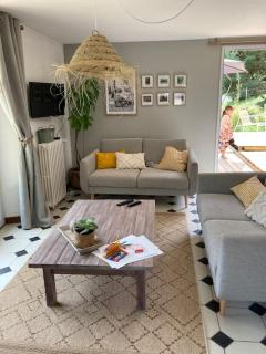 Villa à Sarlat avec piscine - 3 chambres - 7