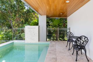 Villa Mercedes - Poolside Tranquility on Murphy St - Port Douglas - 9