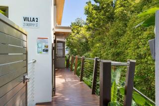 Villa Mercedes - Poolside Tranquility on Murphy St - 4