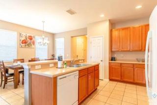 Lakeside 4Br Home Perfect for a Disney Relaxation! - Kissimmee - 1