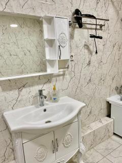 3-x комнатная квартира в ЖК Евразия в самом сердце Алматы! - 3