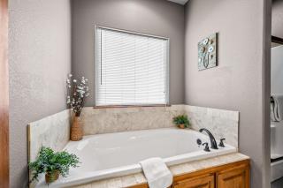 Foggy Bay Hideaway Perfect location. Check it out! - Hollister - 9