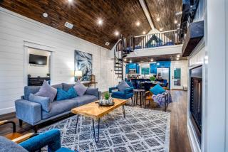 Painted Sky Modern Broken Bow Cabin with Hot Tub! - Broken Bow - 5