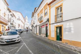 Home near Évora's main square with private terrace - Évora - 4