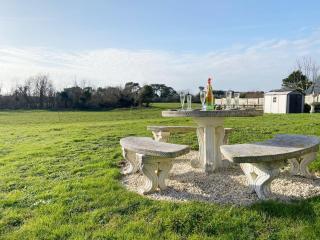KERBACHIQUE - Maison, Confort, Jardin - C89 - 9