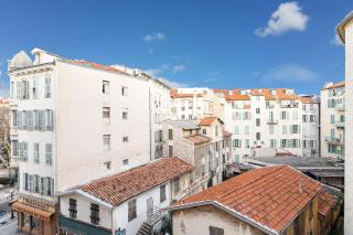 Charming City Center Studio 302 - 3