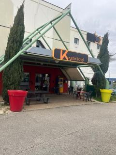 KRYSTAL HOTEL - Saint-Quentin-Fallavier - 4