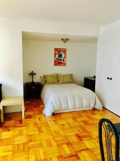 Stylish Montreal Apartment: Comfortable Stay in the Golden Square Mile - Montreal - 8
