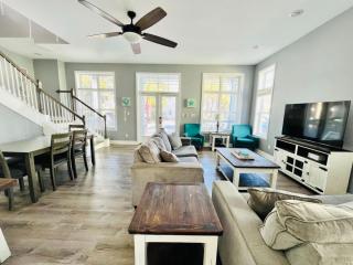Sunny Days on 30A - 5 Min Walk to Beach - Pool - Gym - Santa Rosa Beach - 7