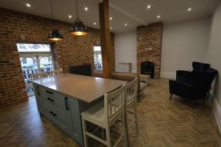 Red Lion Apartments - Spalding - 6