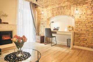 Tomy Old Town Apartments - 6