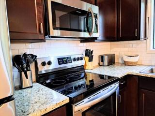 Timber Point Villa #9 Shake-n-Bake - 1