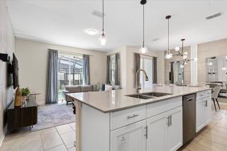 4 Bedroom- 3 Bathroom Storey Lake 4818 Ml - Kissimmee - 1