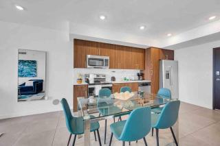 Amazing 3 Bed Unit in DWNTWN Miami With Free Parking - Miami - 9