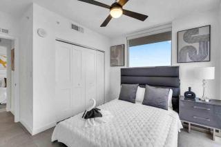 Amazing 3 Bed Unit in DWNTWN Miami With Free Parking - Miami - 3